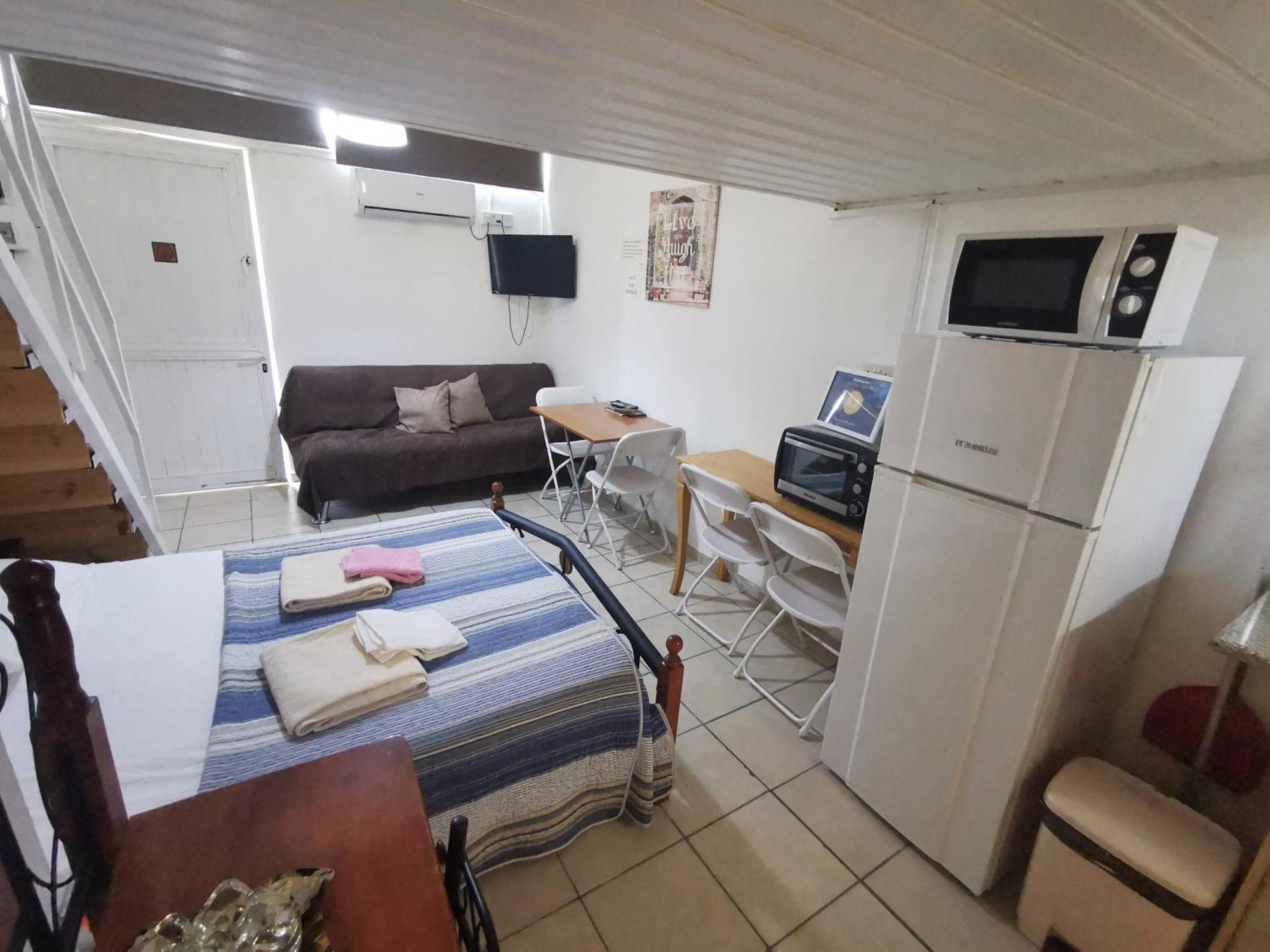 Strovolos Rooms Studios Nicosia Room photo